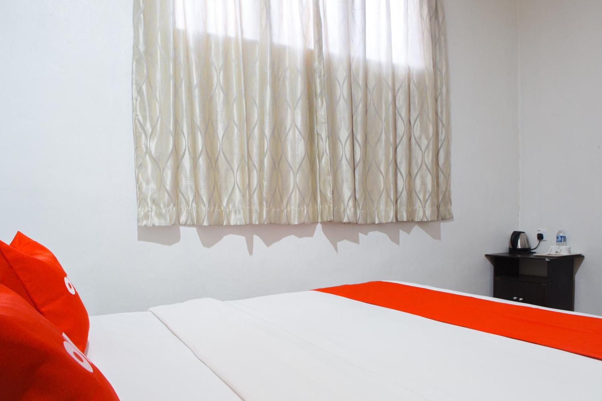 Oyo 90037 The 7 Lodge Tambunan Εξωτερικό φωτογραφία