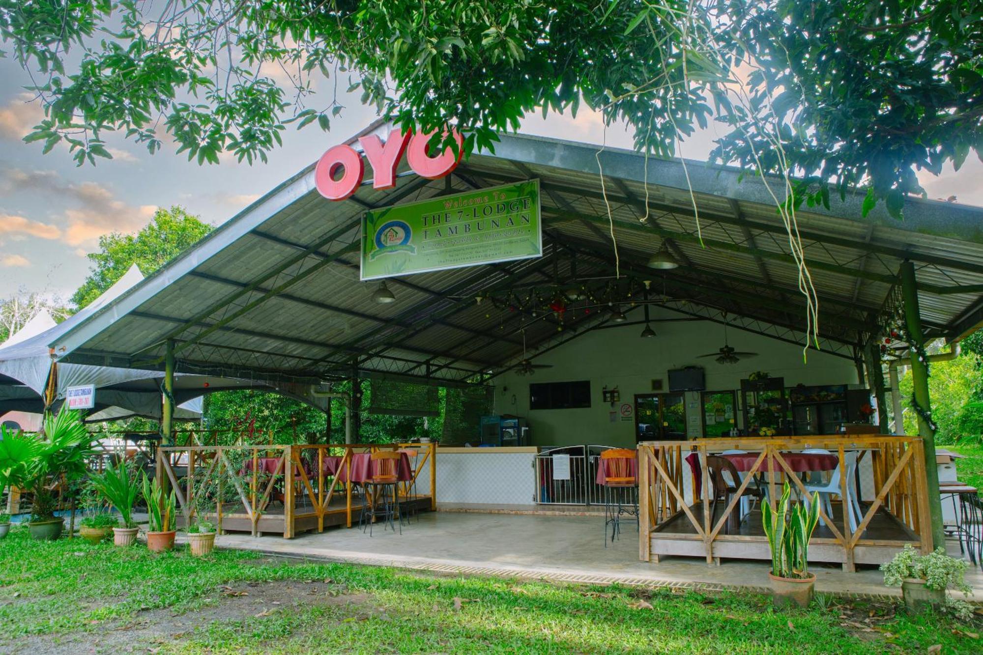 Oyo 90037 The 7 Lodge Tambunan Εξωτερικό φωτογραφία