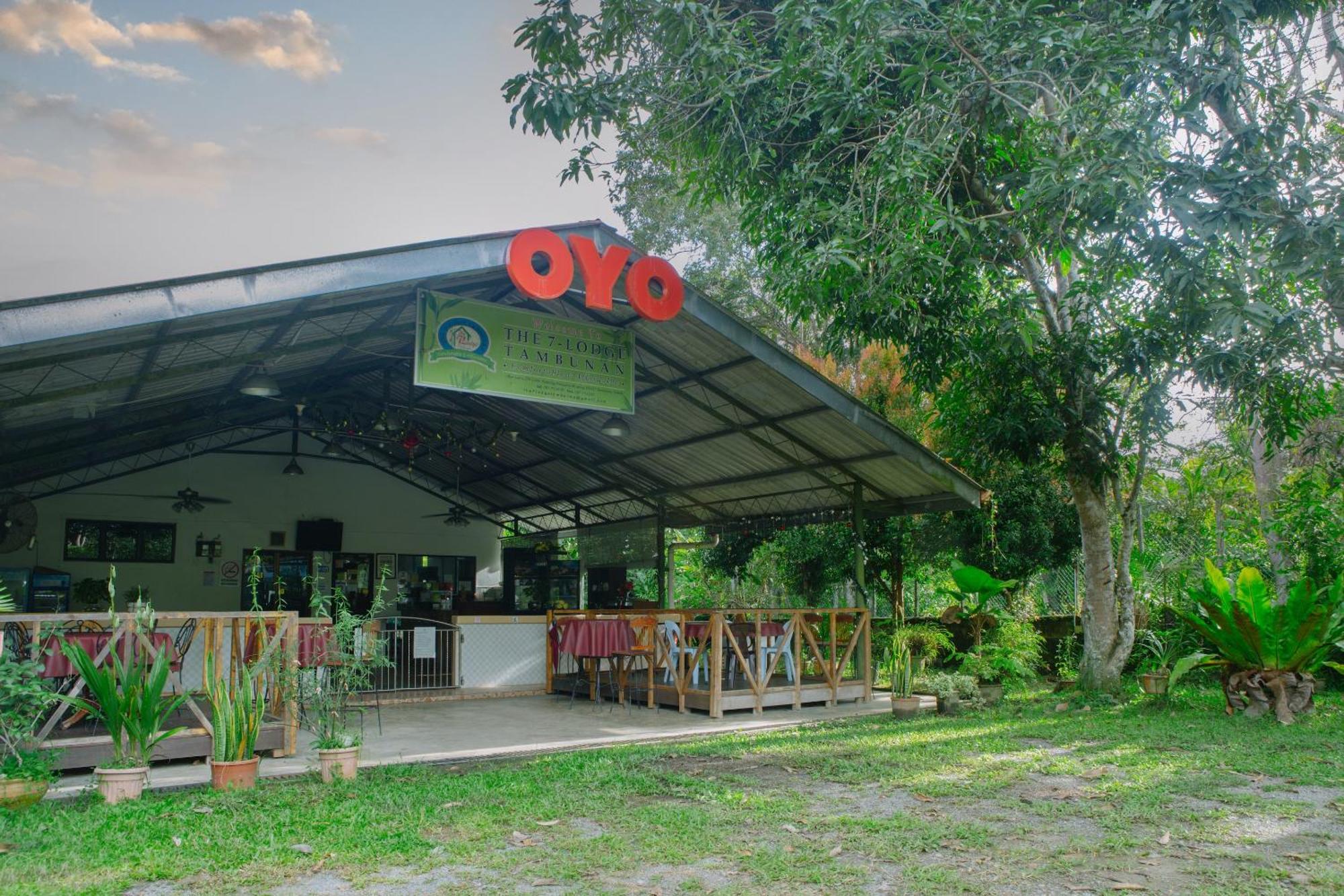 Oyo 90037 The 7 Lodge Tambunan Εξωτερικό φωτογραφία
